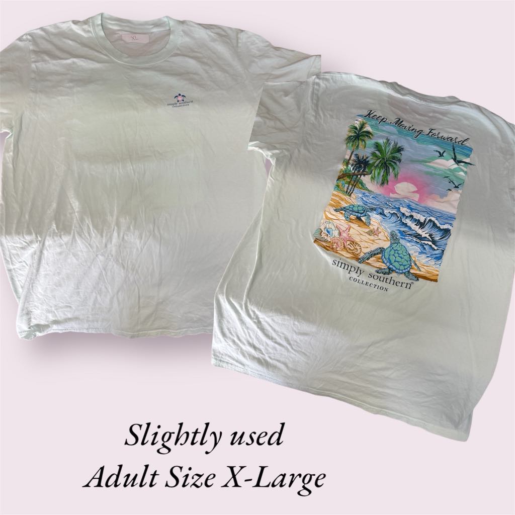 Slightly Used Simply Southern - Short Sleeve - Turtle - Keep Moving Forward - Adult Size X-Large (M82)