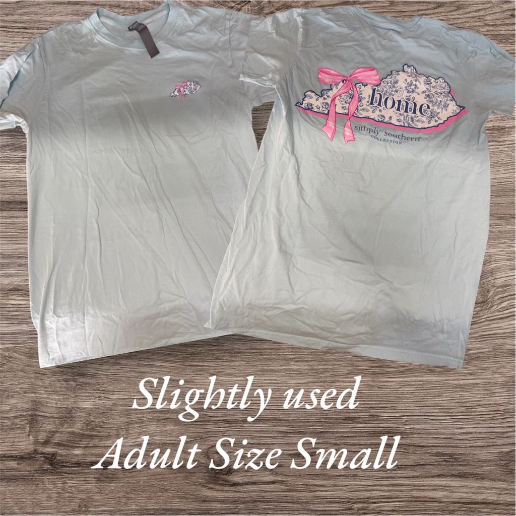 Slightly Used Simply Southern - Short Sleeve - State of Kentucky - Adult Size Small (M86)
