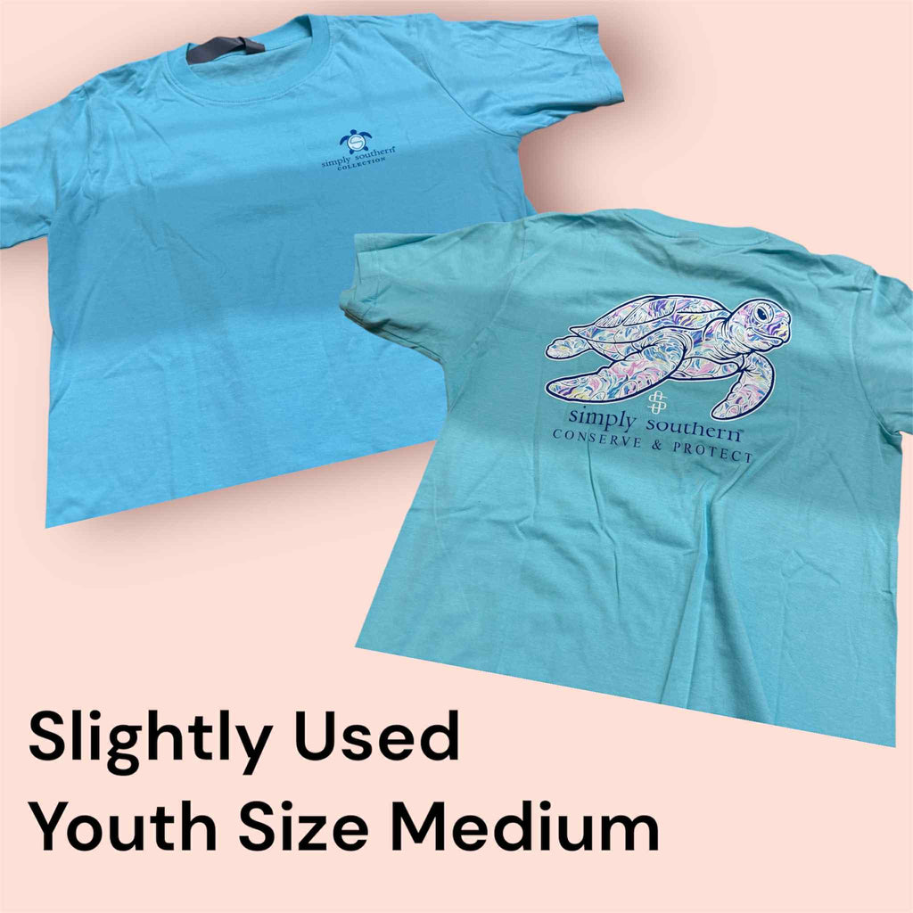 Slightly Used Simply Southern Youth T-Shirt - Turtle - Abstract - Youth Size Medium (M105)