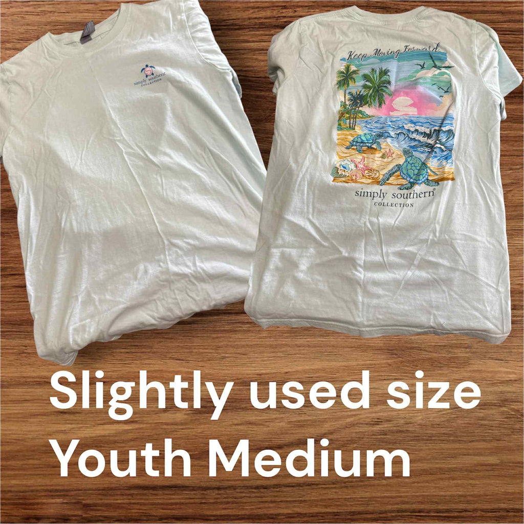 Slightly Used Simply Southern T-Shirt - Keep Moving Forward - Youth Size Medium - (M129)
