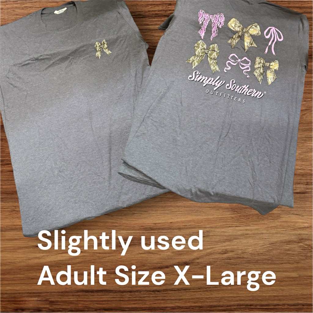Slightly Used Simply Southern T-Shirt - Multi Camo Bow's - Adult Size X-Large - (M124)