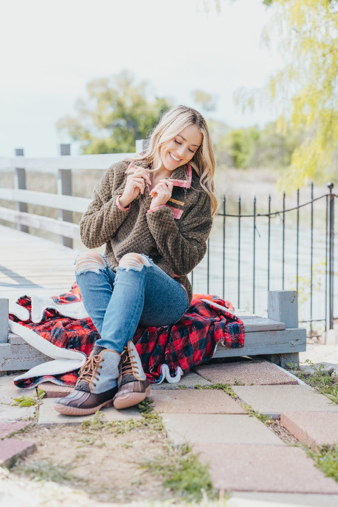 Simply Soft Sherpa Olive - Pullover - F21 - Simply Southern